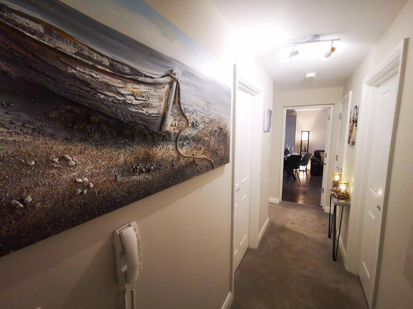 Belfast Central 2 Bedroom Luxurious Modern Stay Екстер'єр фото