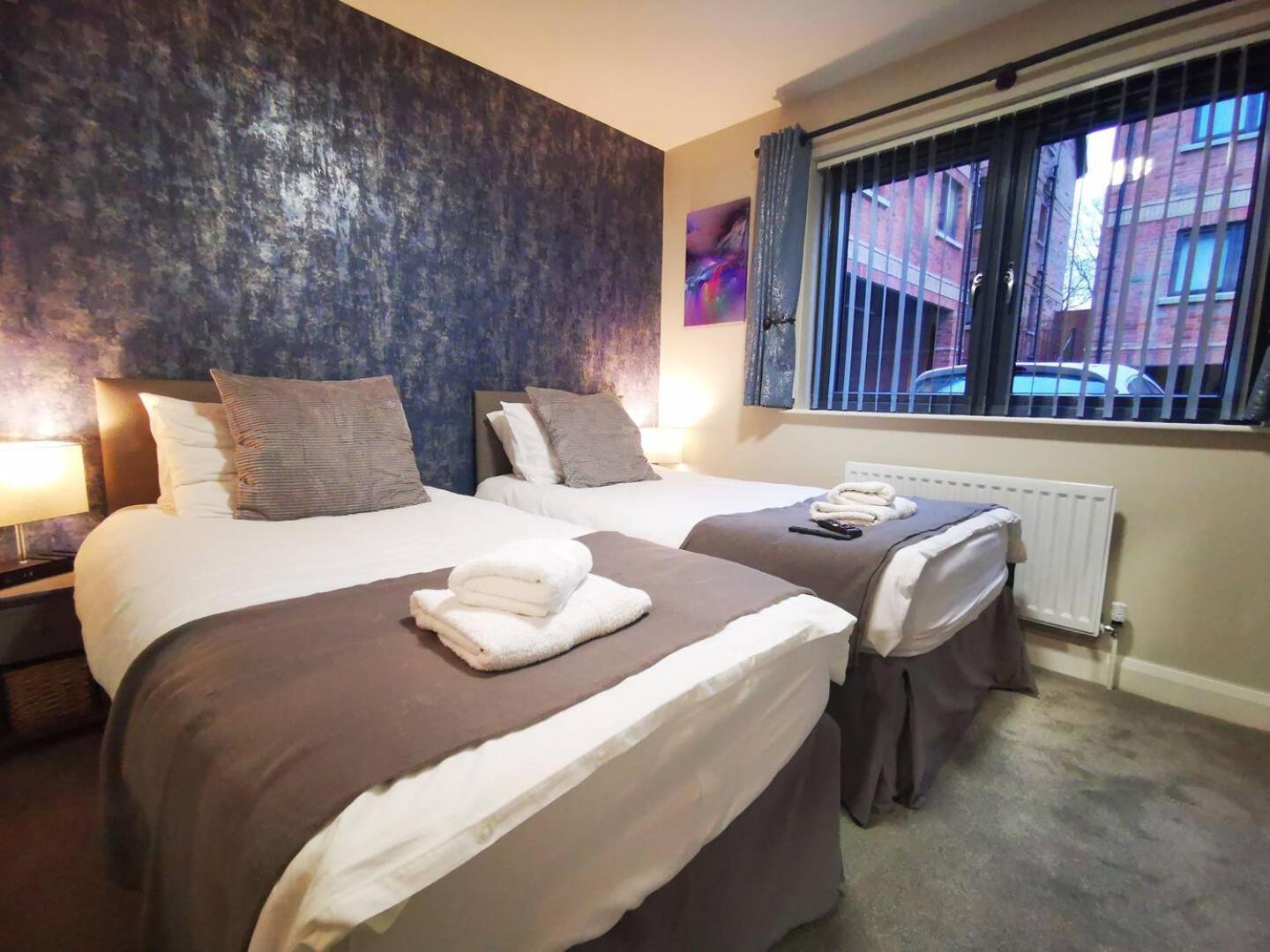 Belfast Central 2 Bedroom Luxurious Modern Stay Екстер'єр фото