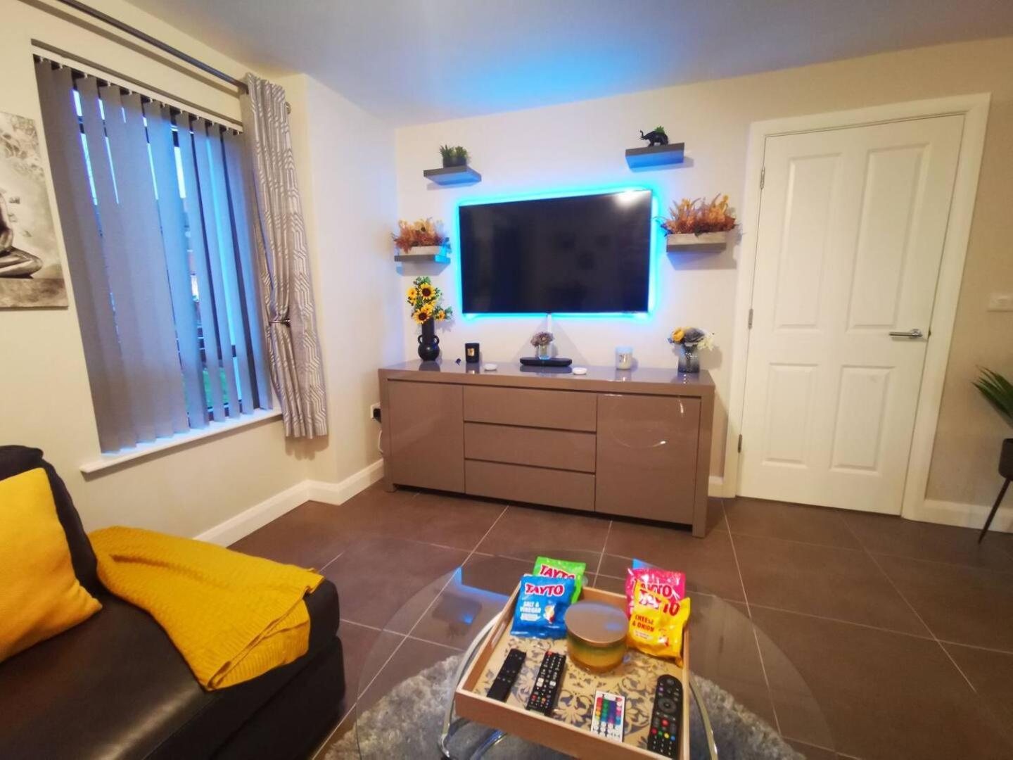 Belfast Central 2 Bedroom Luxurious Modern Stay Екстер'єр фото