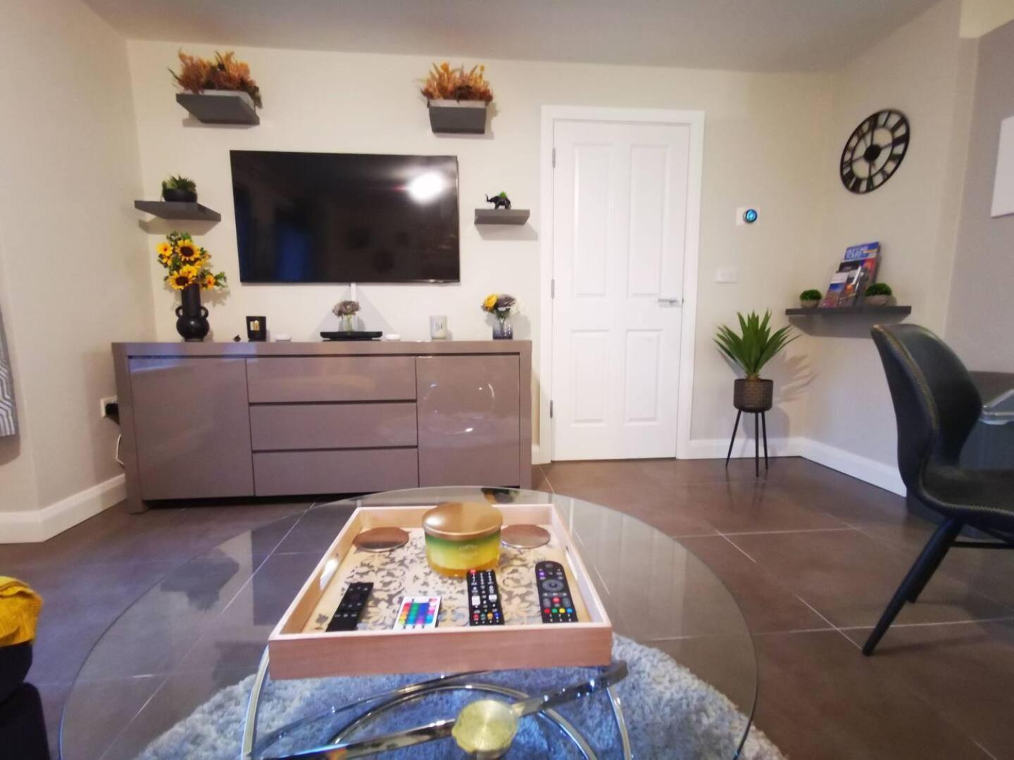 Belfast Central 2 Bedroom Luxurious Modern Stay Екстер'єр фото